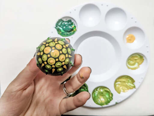 Dot Painting on Eggs (Limited Edition)